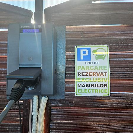 Pensiune Confort Morosanu Sinca Veche Exterior foto