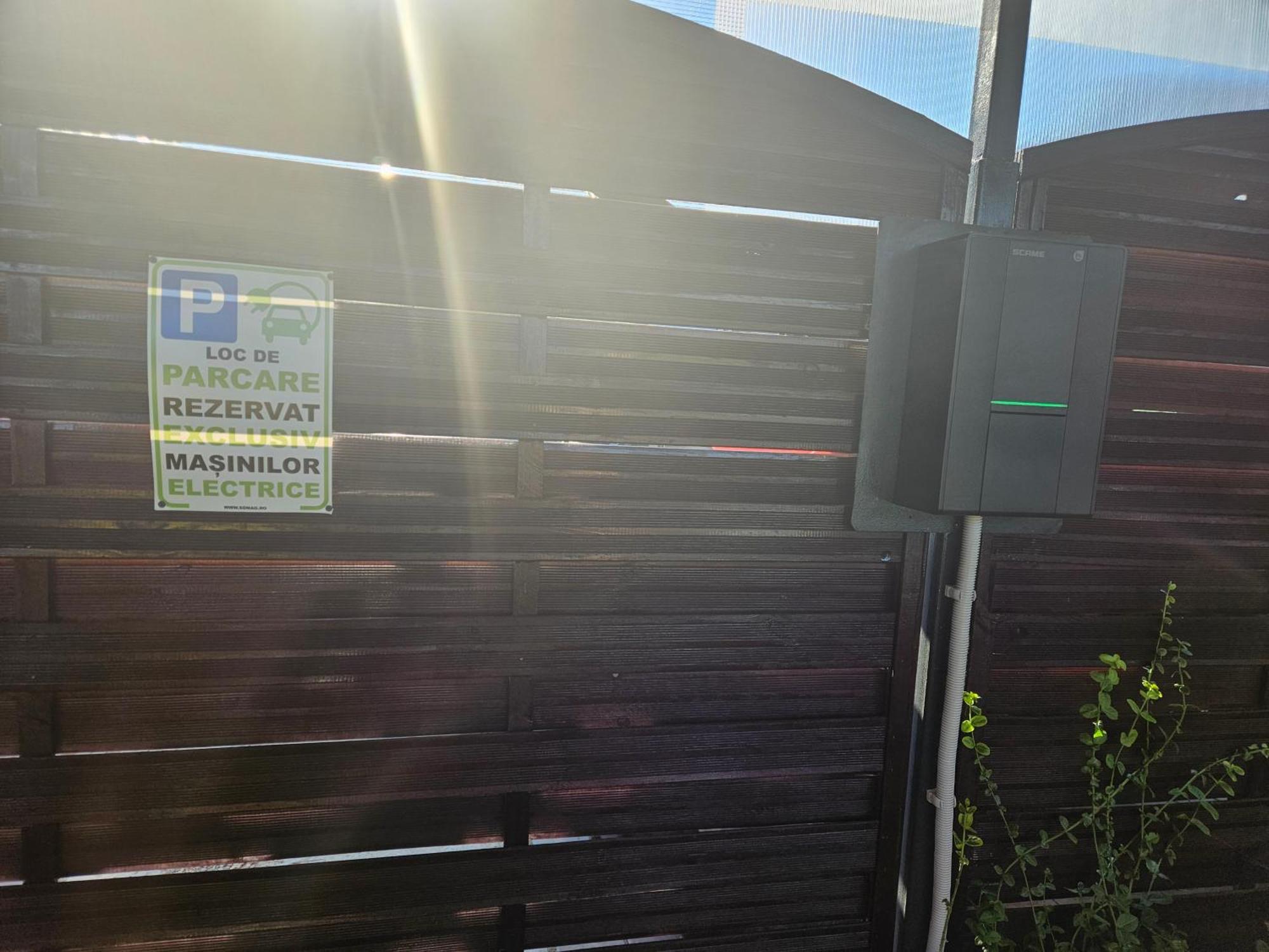 Pensiune Confort Morosanu Sinca Veche Exterior foto