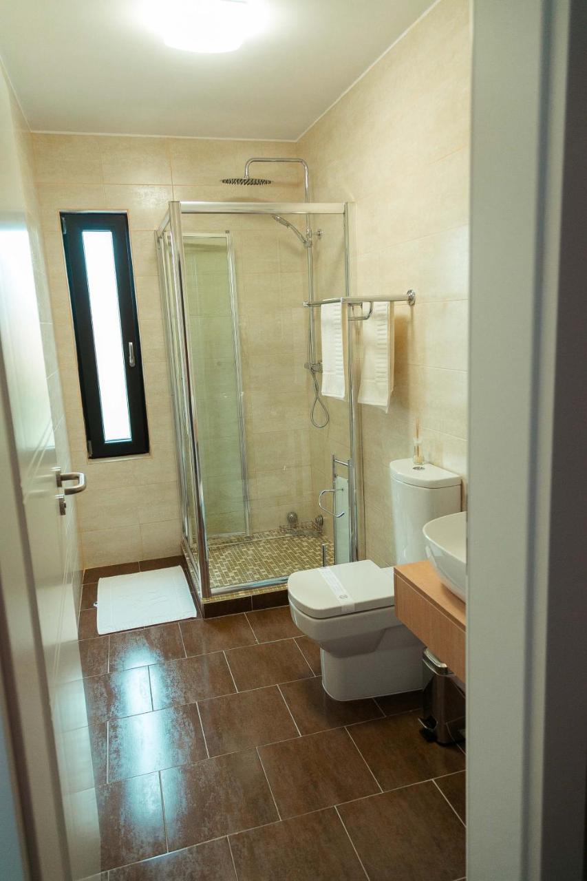 Pensiune Confort Morosanu Sinca Veche Exterior foto